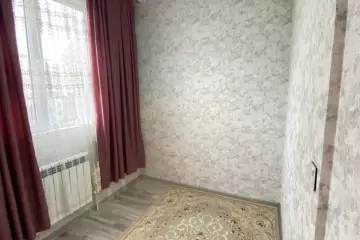 Satılır Köhnə Tikili 5-ci Mikrorayonda 