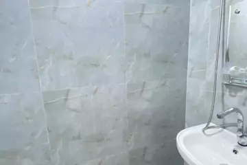 Satılır Köhnə Tikili 5-ci Mikrorayonda 