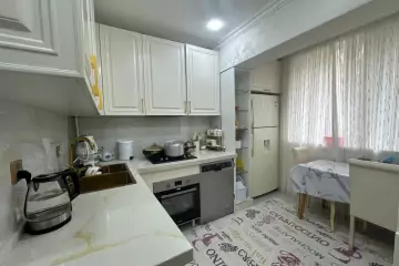 Satılır Köhnə Tikili 8-ci Kilometrdə 