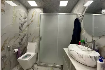 Satılır Köhnə Tikili 8-ci Kilometrdə 