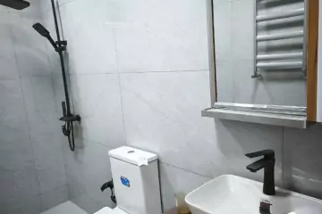 Satılır Həyət Evi Binədə 