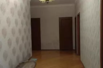 Satılır Yeni Tikili 8-ci Kilometrdə 