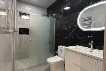 Satılır Həyət Evi Binədə 