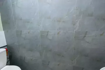 Satılır Köhnə Tikili 5-ci Mikrorayonda 