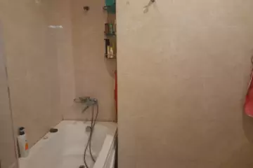 Satılır Yeni Tikili 8-ci Kilometrdə 