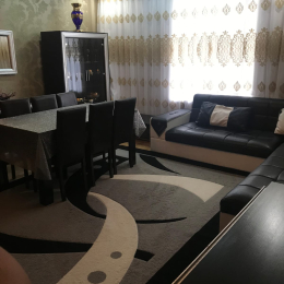 Satılır 2 otaqlı Yeni Tikili 75 m², Qurtuluş 93