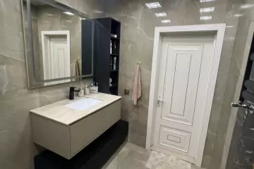 Satılır Yeni Tikili Həzi Aslanovda 