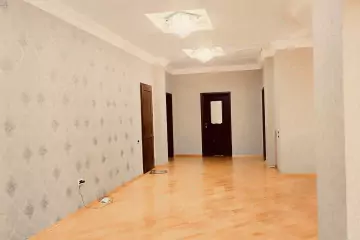 Satılır Həyət Evi Badamdarda 