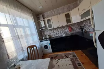 Satılır Həyət Evi əmircanda 