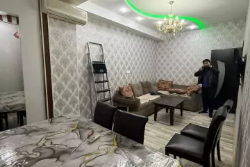 Satılır Yeni Tikili 28 May Metrosu ətrafında 