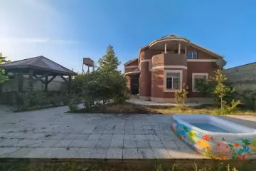 Satılır Həyət Evi Buzovnada 