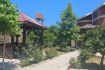 Satılır Həyət Evi Buzovnada 