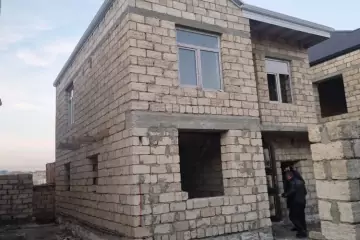 Satılır Həyət Evi Masazırda 