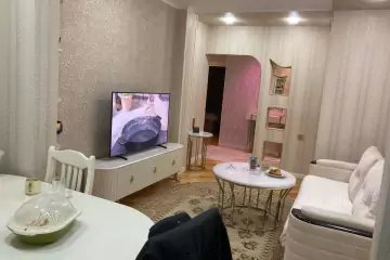 Satılır Köhnə Tikili Qaraçuxurda 