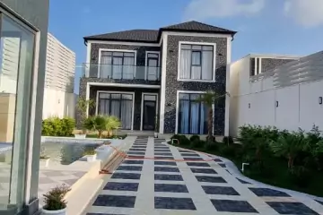 Satılır Bağ Evi şüvəlanda 