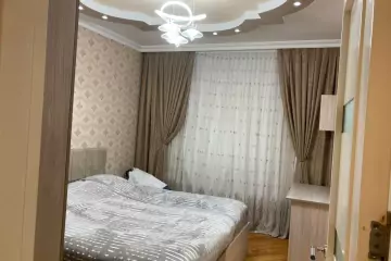 Satılır Köhnə Tikili Qaraçuxurda 