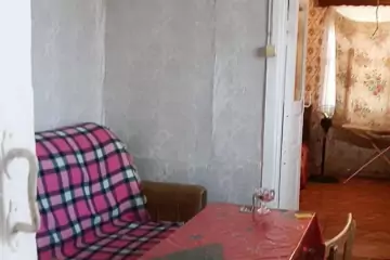 Aylıq Kirayə Həyət Evi Elmler Akademiyasıda 