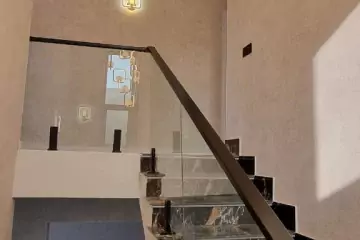 Satılır Bağ Evi şüvəlanda 