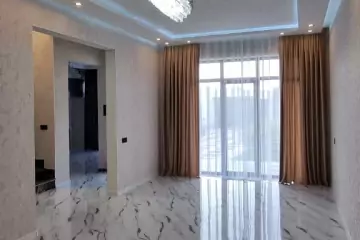 Satılır Bağ Evi şüvəlanda 