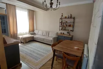 Satılır Yeni Tikili 8-ci Mikrorayonda 