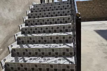 Satılır Həyət Evi Bakıda 