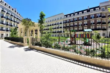 Satılır Yeni Tikili Ağ şəhər Kompleksində 