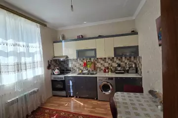 Satılır Həyət Evi Bakıda 