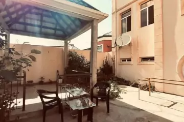 Satılır Həyət Evi Badamdarda 