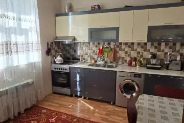 Satılır Həyət Evi Bakıda 