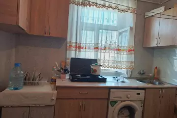 Aylıq Kirayə Həyət Evi Elmler Akademiyasıda 