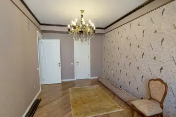 Satılır Yeni Tikili 8-ci Mikrorayonda 